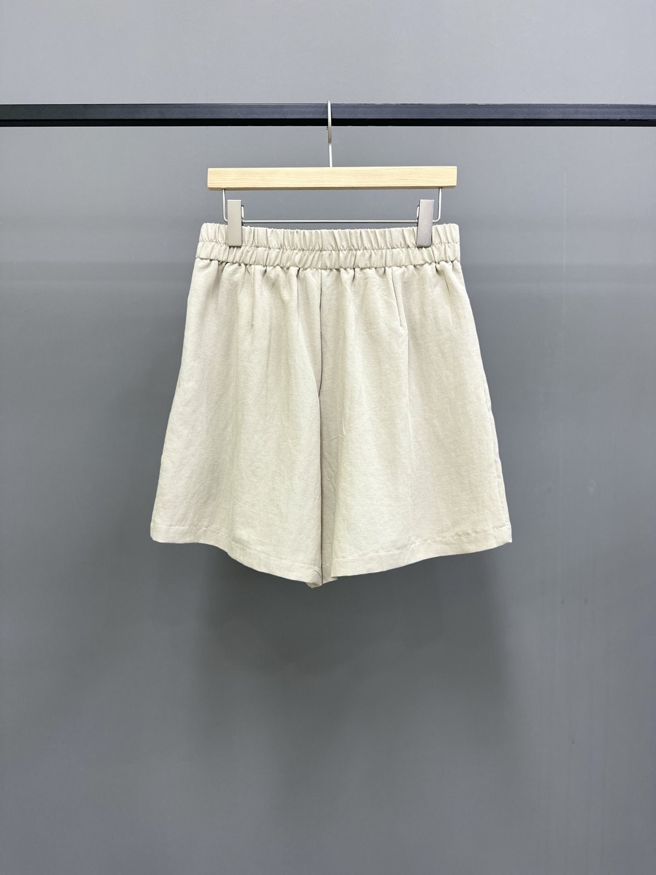 러스트 핀턱 반바지 (Rust Pintuck Shorts)