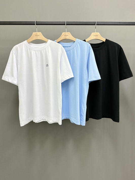 멜 자수 반팔티 (Mel Embroidered T-Shirt)